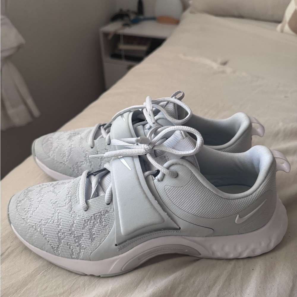 Nike Women's White Athletic Shoes